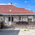 Miskolc Martinkertváros, 3 szobás hőszigetelt családi ház eladó