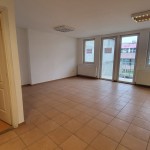 Mátyás Király  őton ingyen parkolós, 71  nm-es  üzlet kiadó.  20-9751413